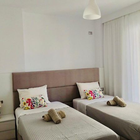 Sea And Sun Apartments Sarandë Eksteriør billede