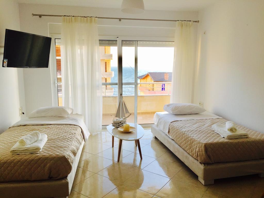 Sea And Sun Apartments Sarandë Værelse billede